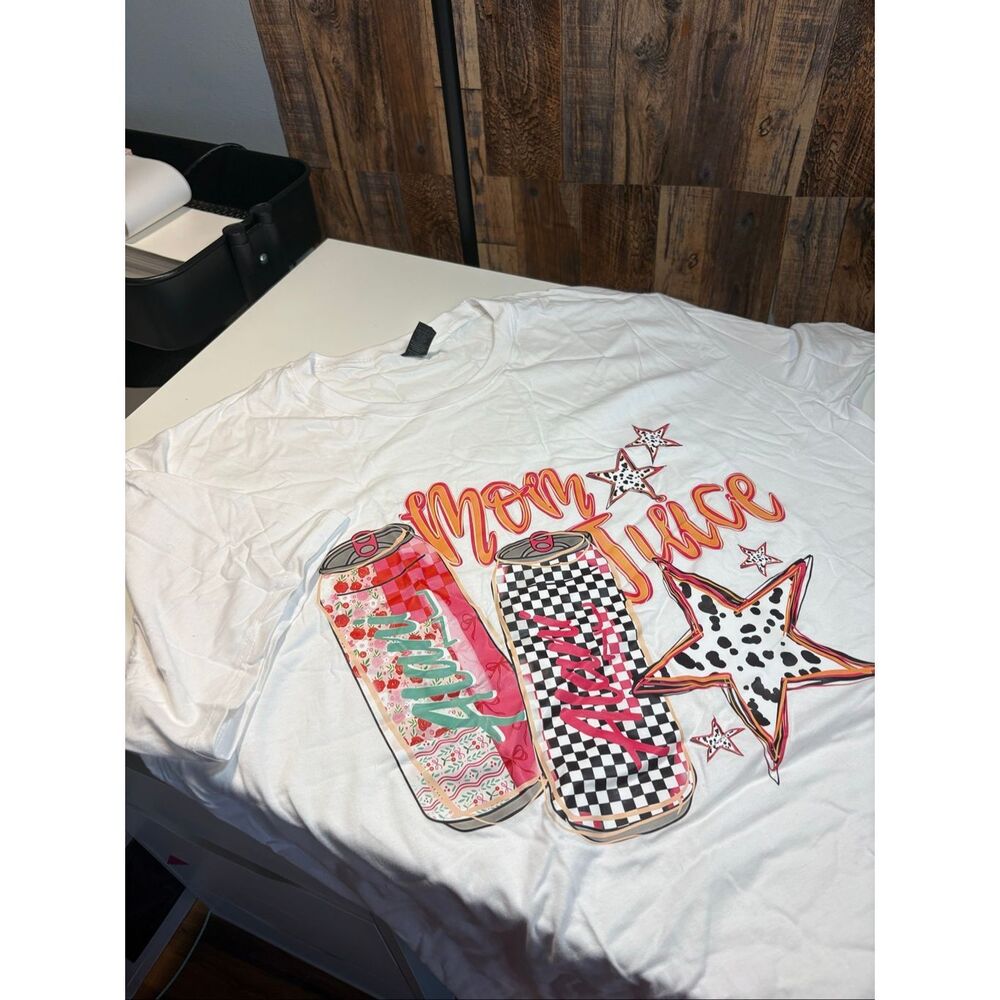 3x Mom Fuel Alani T-shirt nwot